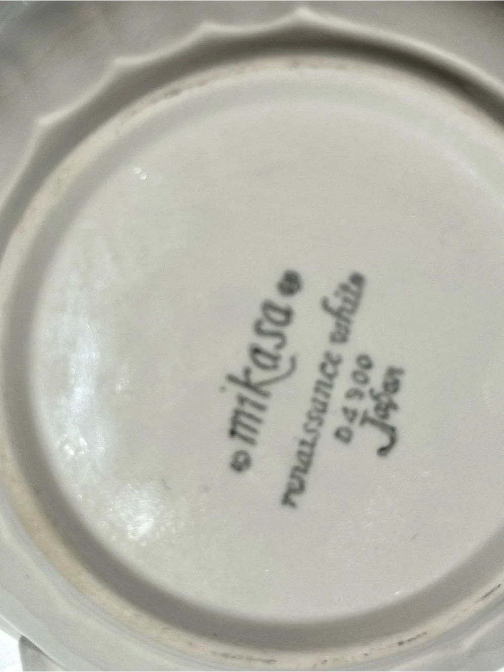 Rare! MIKASA Renaissance White Double-Handled Flat Cream Soup Bowl, 4 3/4”